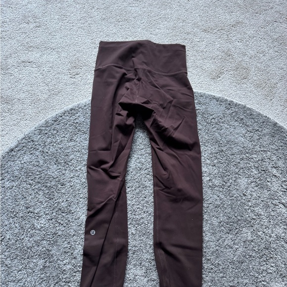 EUC Lululemon Wunder Train Leggings - Picture 2 of 4